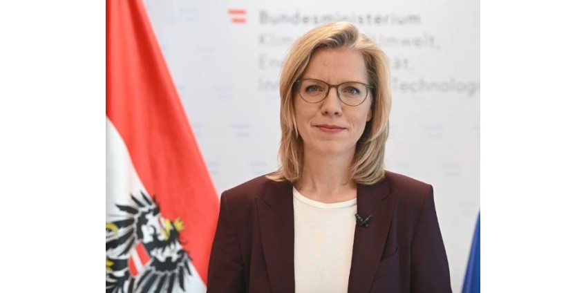 Der Chef des österreichischen Energieministeriums verabschiedete die Strategie der "erneuerbaren" Wirtschaft