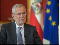 Der österreichische Präsident erinnert Rahmon an die Bedeutung von Verbindungen in der Wasserkraft
